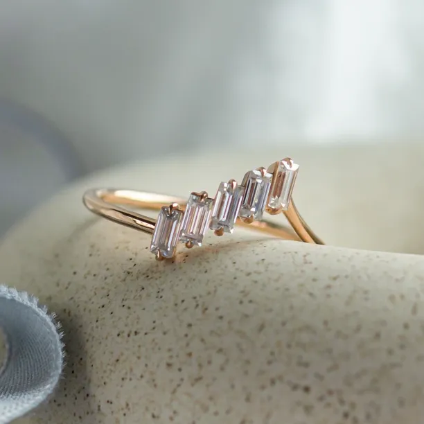 Unusual gold ring with baguette moissanite FRANCES Image