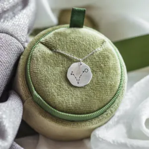 Zlatý náhrdelník s gravírem souhvězdí zvěrokruhu STELLARIS Thumbnail