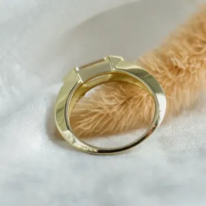 Originální prsten s masivní obroučkou a hexagon moissanitem ARA Thumbnail