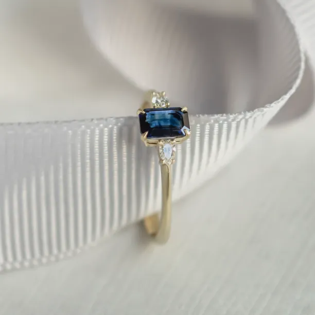 Elegant emerald sapphire and pear diamond ring LEILANI Image