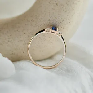 Elegant emerald sapphire and pear diamond ring LEILANI Thumbnail