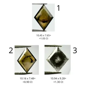 Netradiční zásnubní prsten se salt and pepper diamantem ERISIA Thumbnail