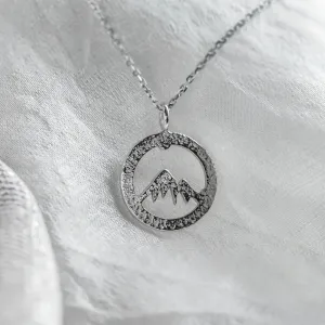 Gold necklace with mountain motive and diamond PYRENEES Thumbnail