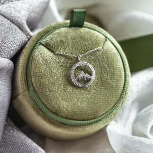 Gold necklace with mountain motive and diamond PYRENEES Thumbnail