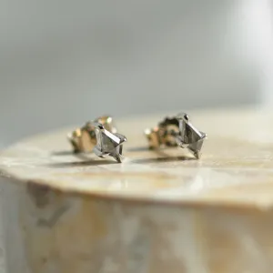 Minimalist earrings with kite salt and pepper diamonds ASH Thumbnail