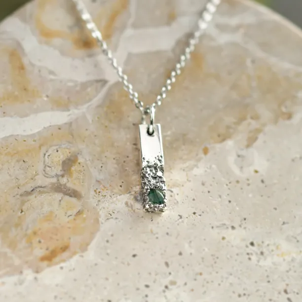 Unusual pendant with perforation and moss agate LIVE Image