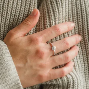 Zásnubní kuličkový prsten s hexagon moissanitem ELSIE Thumbnail