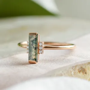 Unusual engagement ring with baguette moss agate and diamonds BRONTE Thumbnail