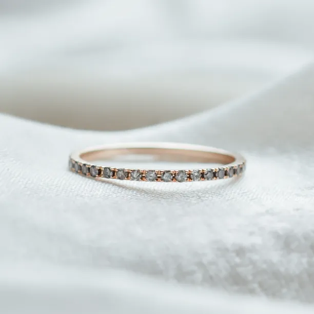 Gold eternity ring with salt and pepper diamonds DOROTHY Image