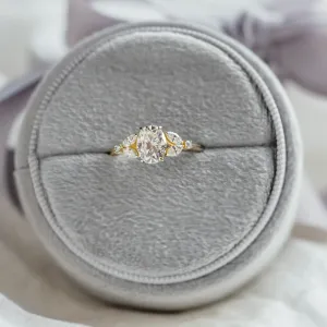 Gold vintage ring with moissanity GEMMA Thumbnail