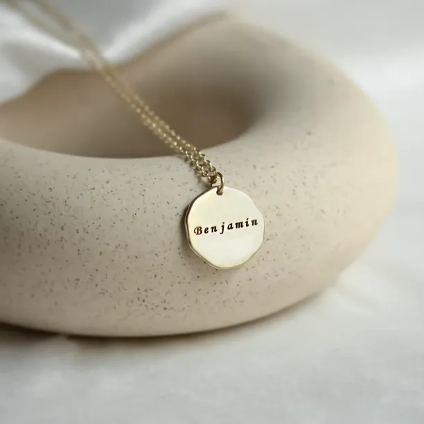 Matte personalized necklace with name TESORO Image