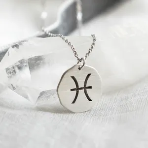 Zlatý náhrdelník se znamením AURELIA