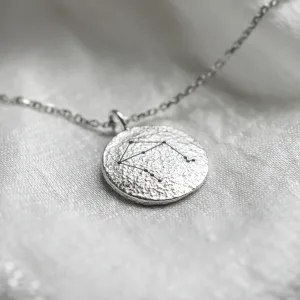 Zlatý náhrdelník se znamením zvěrokruhu a netradičním povrchem NALA Thumbnail