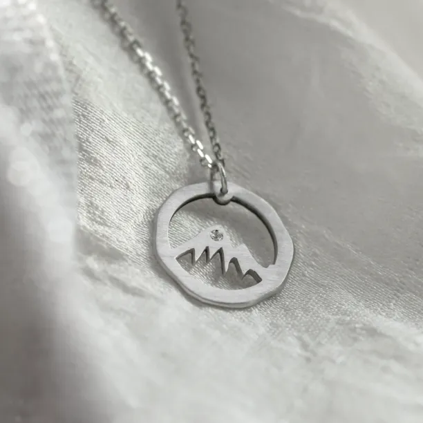 Matte gold necklace with mountain motive LIVIGNO Image