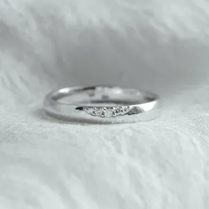 Zlatý prsten s pěticí diamantů NICO Thumbnail