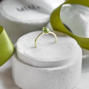 Gold ring with kite peridot PATRICE Thumbnail