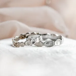 Unusual wedding rings with organic structure LISA