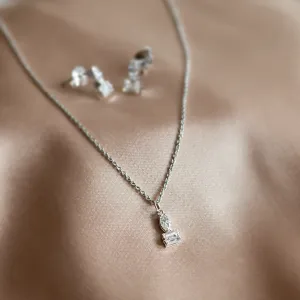 Jewelery set with marquise and baguette moissanites HOLLY