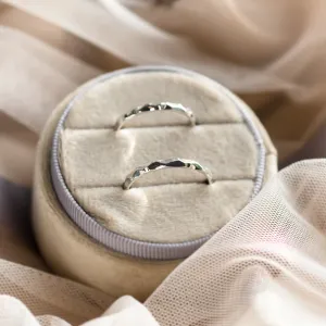 Netradiční snubní prsteny s lesklým povrchem ESTELA Thumbnail