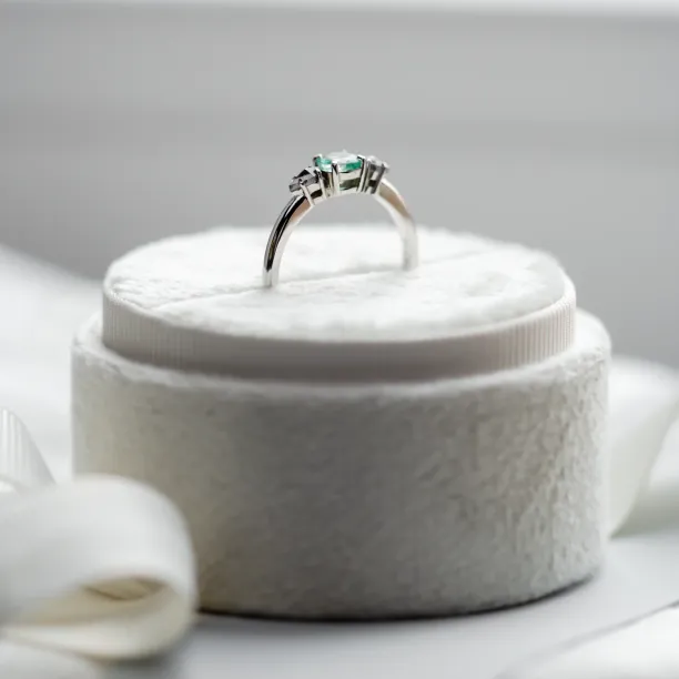 Gold ring with emerald and kite salt and pepper diamonds KIM Image