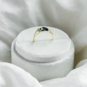 Original ring with asymmetric sapphire and baguette moissanites AGATHA Thumbnail