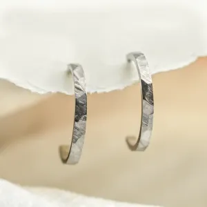 Černé kruhové náušnice ze zlata LIV Thumbnail