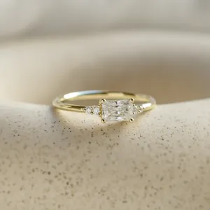 Original engagement ring with moissanite GLOW Thumbnail