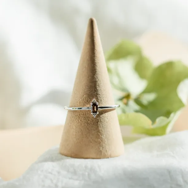 Gold ring with brown diamond KRISTEN Image