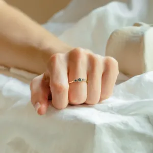 Gold ring with three salt and pepper diamonds SOARIS