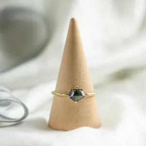 Gold ring with asymmetric sapphire SIGNIFICA Thumbnail