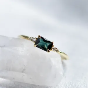 Modern ring with emerald sapphire and diamonds EUDE Thumbnail