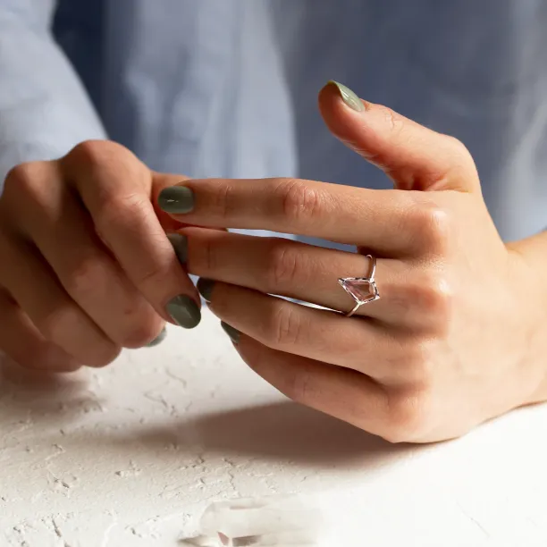 Zlatý prsten s ametrínem ve tvaru kite ADELE Image