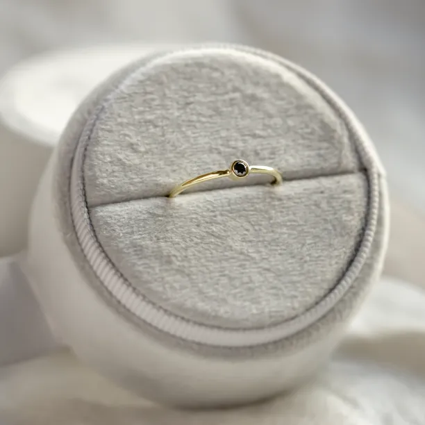 Minimalistický prsten s černým diamantem BLAIZE Image