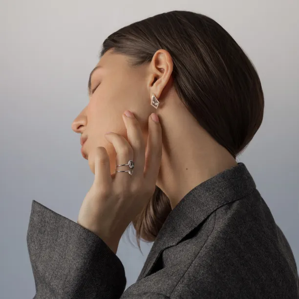 Výrazné náušnice s rutilovými křišťály a bočními diamanty ALEXIS Image