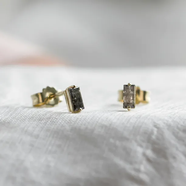 Decentní náušnice se salt and pepper diamanty PEPPE Image