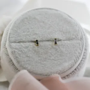 Minimalist earrings with gray diamonds RICKY Thumbnail