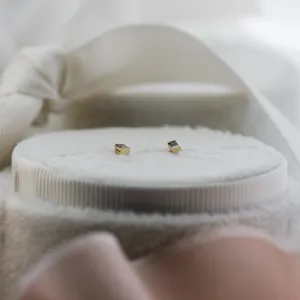 Minimalist earrings with gray diamonds RICKY Thumbnail