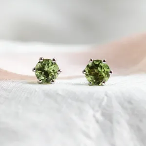Gold earrings with peridots SALSA Thumbnail