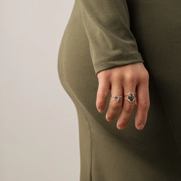 Luxury gold ring with moss agate and diamonds PINIA Image