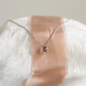Morganite in gold necklace DAISY Thumbnail