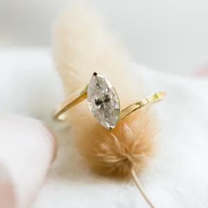 Elegant ring with marquise moissanite CHARLOTTE Thumbnail