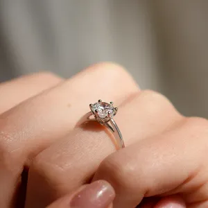 Luxury engagement diamond ring OLLYX Thumbnail