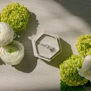 Luxusní zásnubní prsten s lab-grown diamantem OLLAF Thumbnail