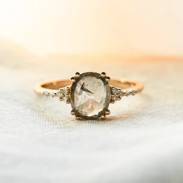 Gold ring with salt and pepper diamond AGNES Image