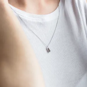 Náhrdelník s netradičními salt and pepper diamanty GEORGINA Thumbnail