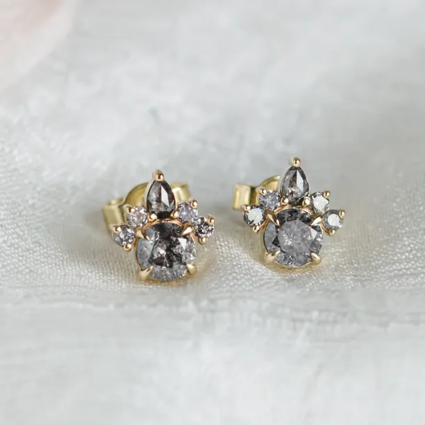 Romantic earrings with salt and pepper diamonds AURA Image