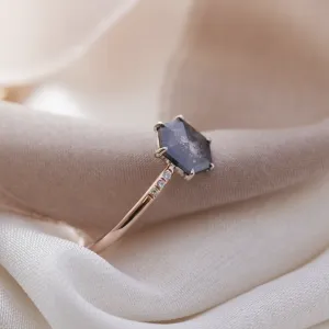 Zlatý prsten s hexagon salt and pepper diamantem REVEL Thumbnail