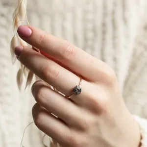 Zlatý prsten s hexagon salt and pepper diamantem REVEL Thumbnail