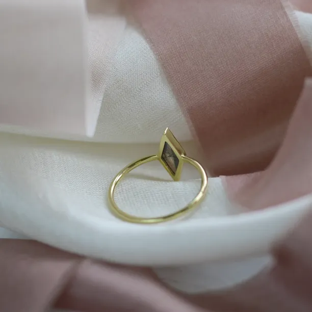 Prsten s kite salt and pepper diamantem AUSTEN Image