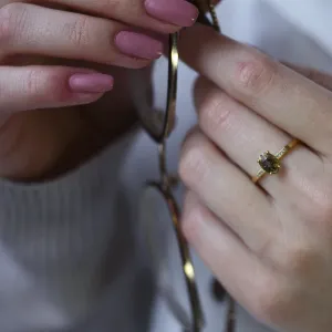 Zlatý prsten s oválným salt  and pepper diamantem BROOKE Thumbnail